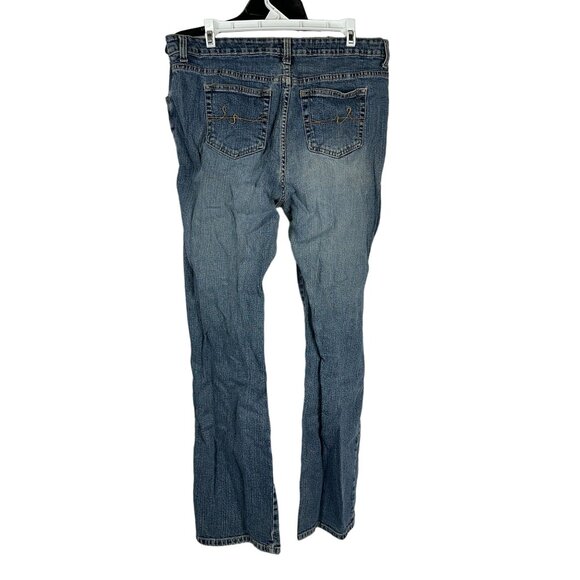 St. Johns Bay Stretch Bootcut Jeans Womens Size 16 Blue Denim Cotton Blend - Picture 8 of 8